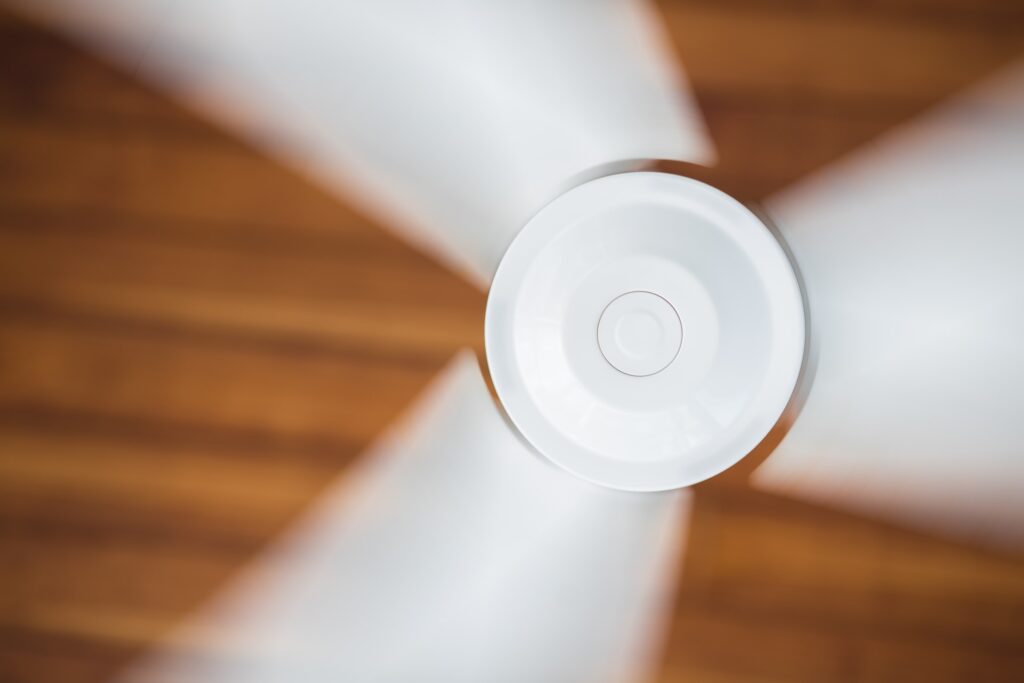 Is it okay to use fan and aircon together?